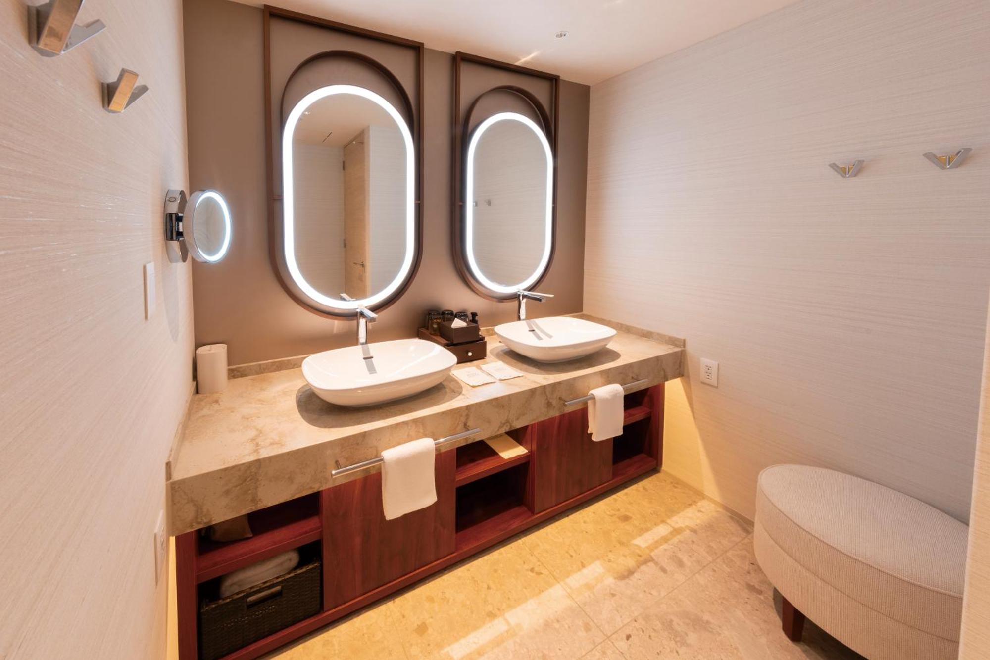 Hotel Springs Makuhari Premier Chiba Extérieur photo