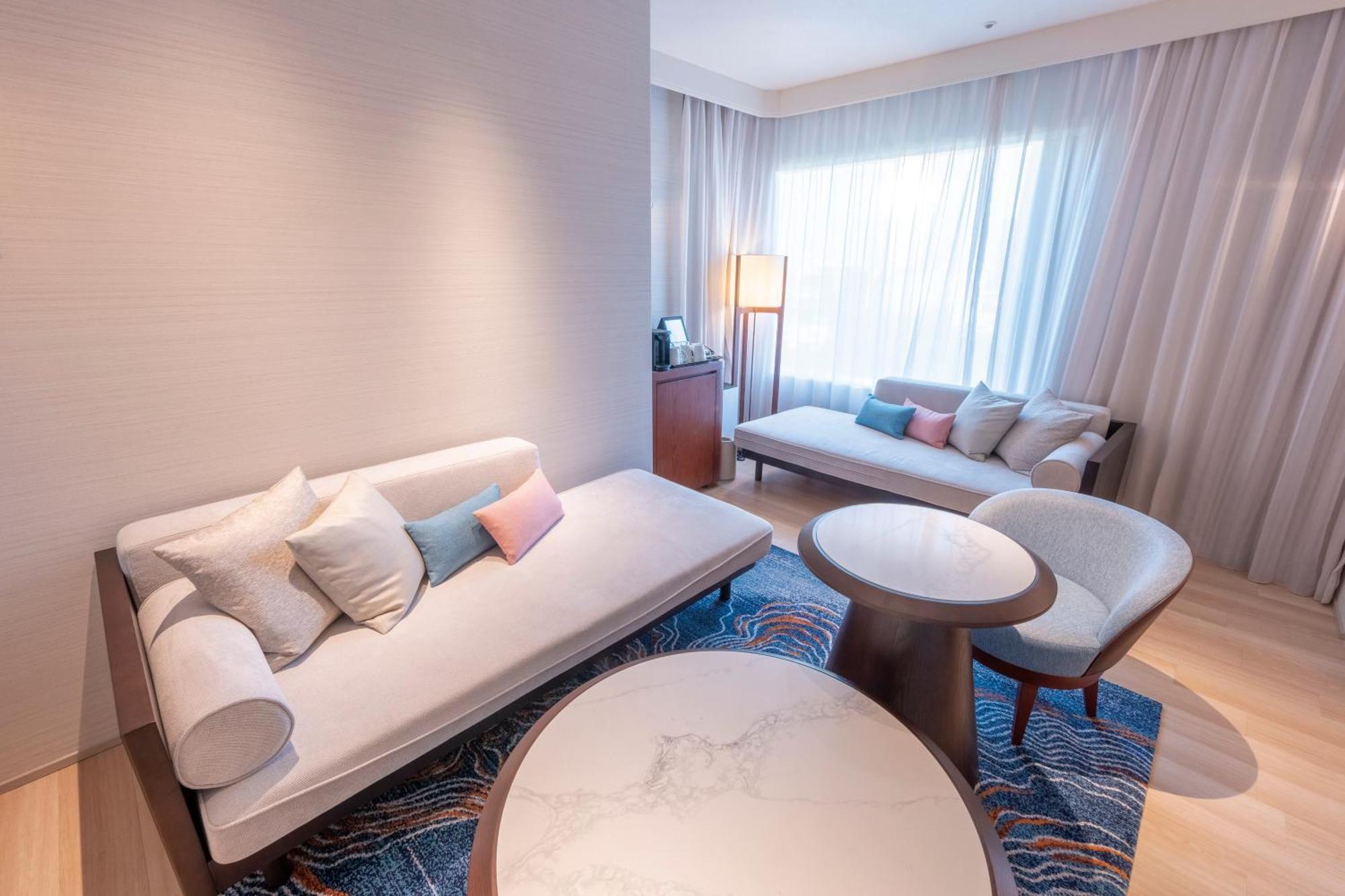Hotel Springs Makuhari Premier Chiba Extérieur photo